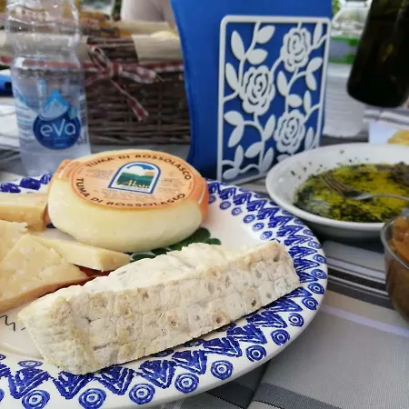 Home Sweet Langhe - Authentic Langhe Stay Διαμέρισμα *